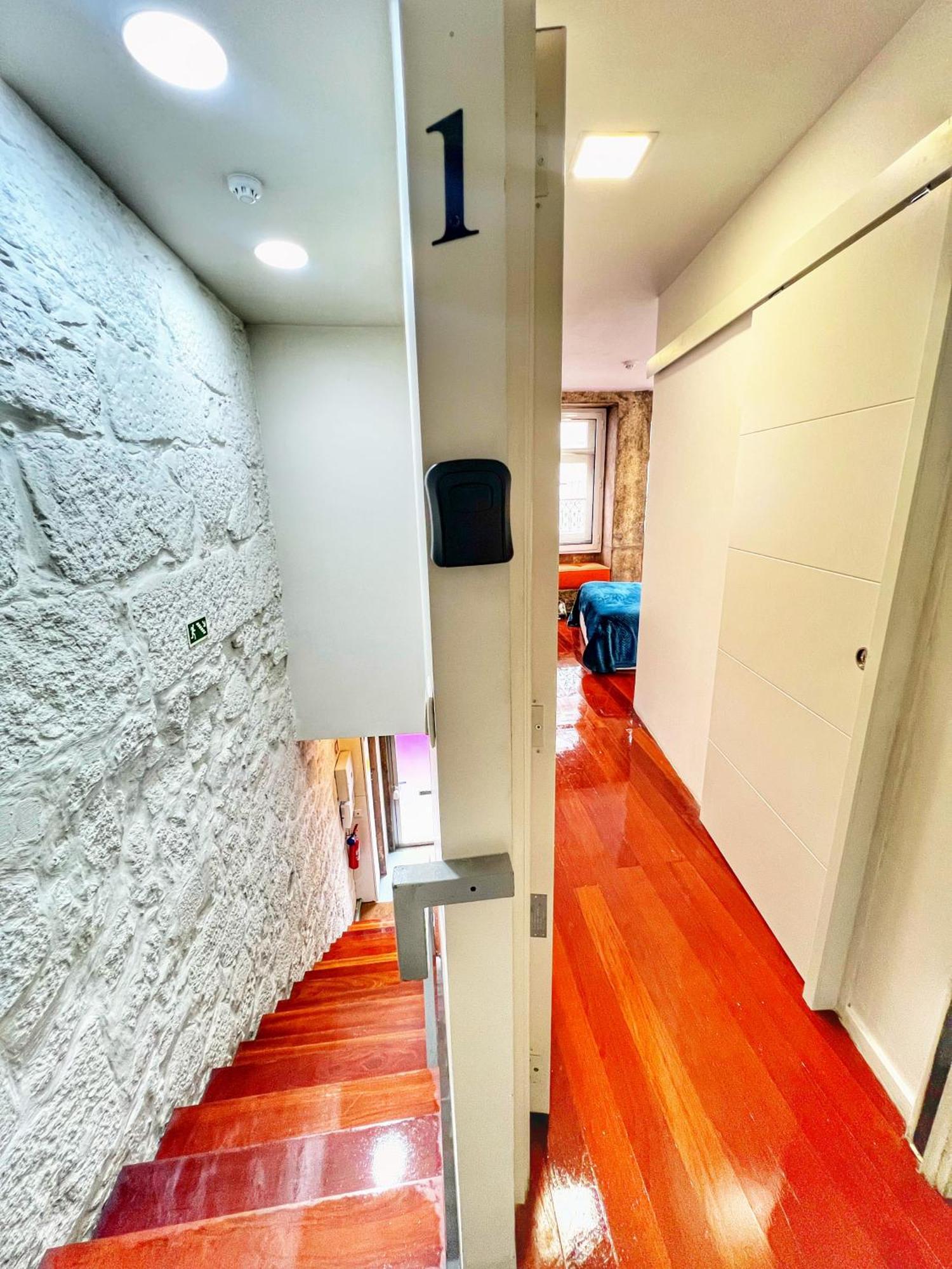 Porto Suites Luaran gambar