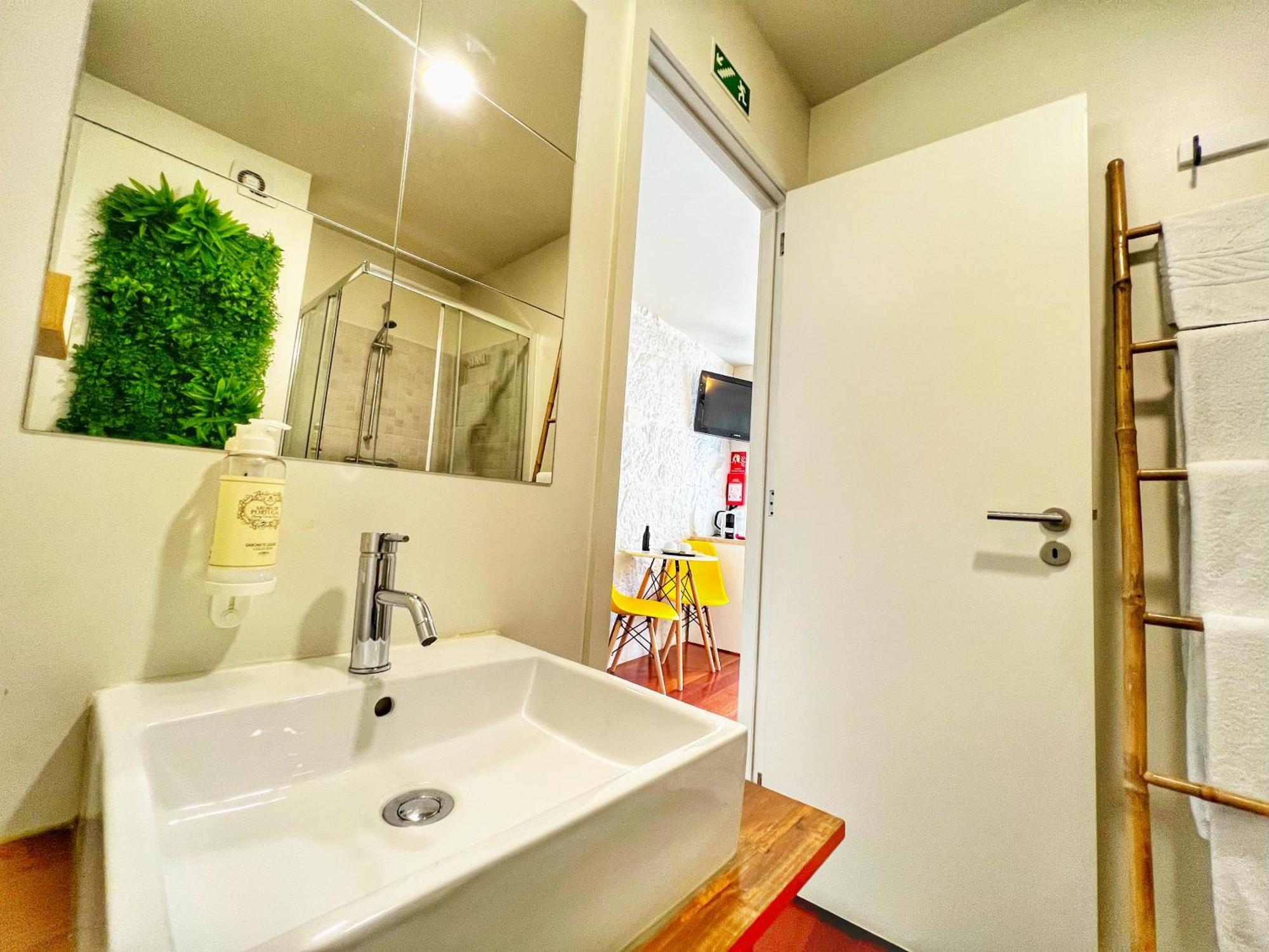 Porto Suites Luaran gambar